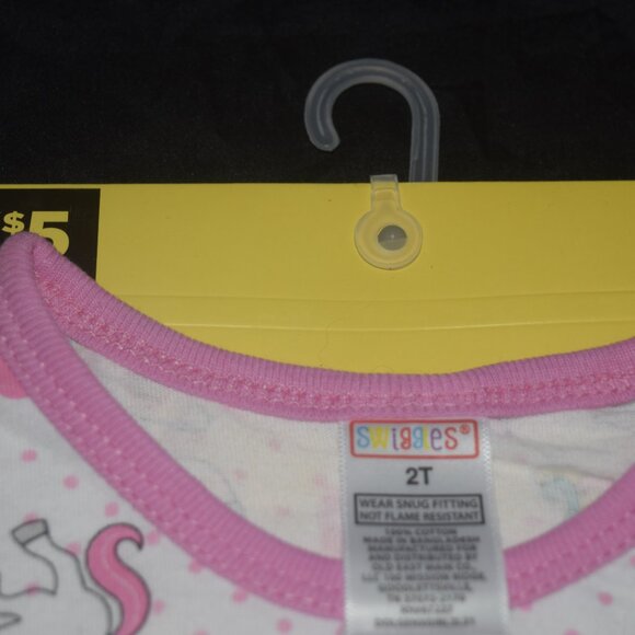 Unicorn 2 piece pj's set 2T - Picture 3 of 4